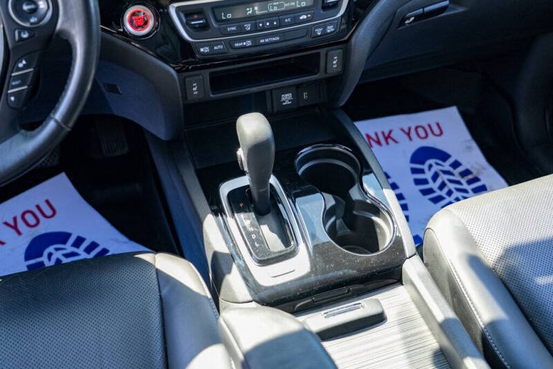 2017 Honda Ridgeline RTL-E