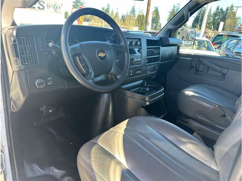 2019 Chevrolet Express 2500