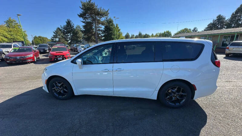 2018 Chrysler Pacifica Touring Plus