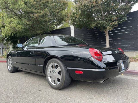 2002 Ford Thunderbird Deluxe