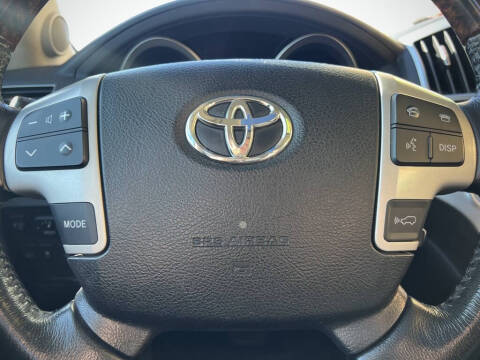 2013 Toyota Land Cruiser