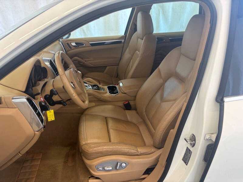 2012 Porsche Cayenne Tiptronic