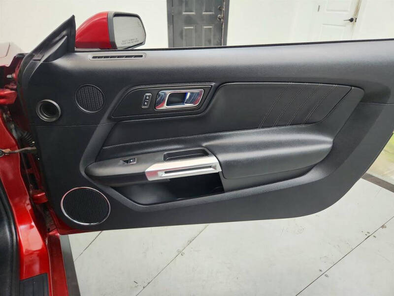 2016 Ford Mustang EcoBoost Premium