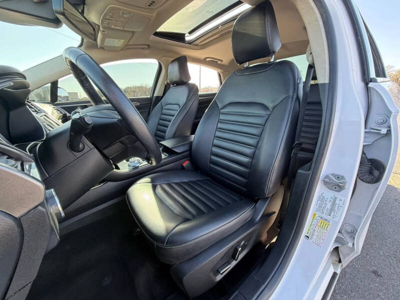 2020 Ford Fusion SEL