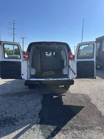 2021 Chevrolet Express 2500