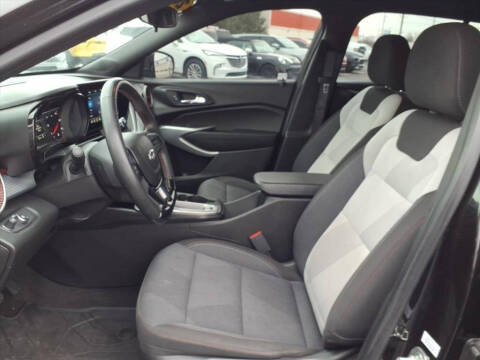 2025 Chevrolet Trax RS