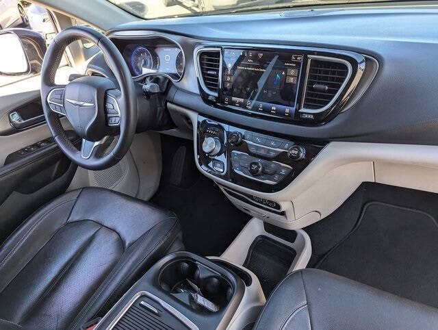 2022 Chrysler Pacifica for sale at Axio Auto Boise in Boise, ID