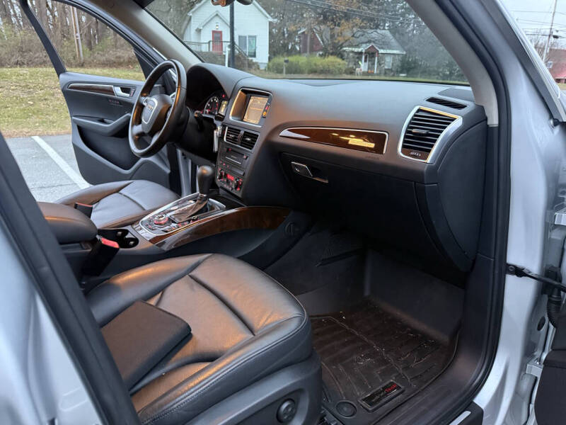 2012 Audi Q5 3.2 quattro Premium Plus