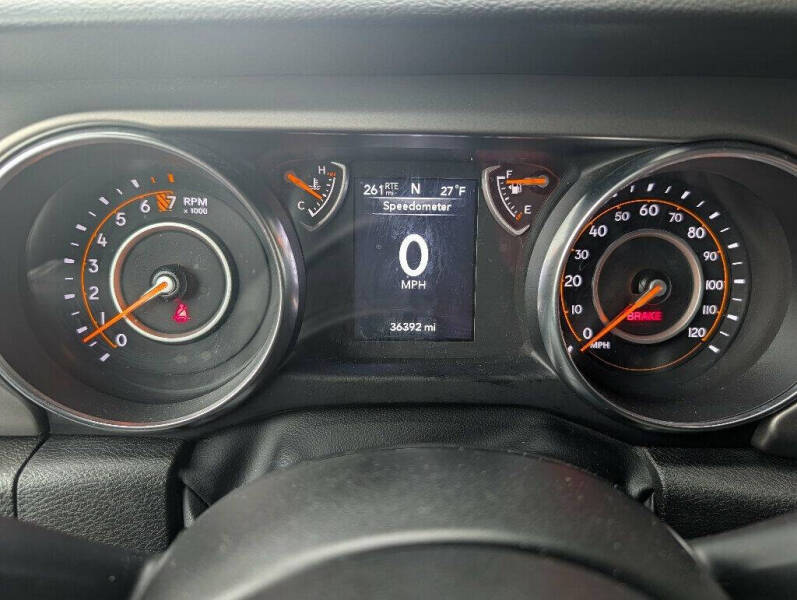 2022 Jeep Gladiator Willys Sport