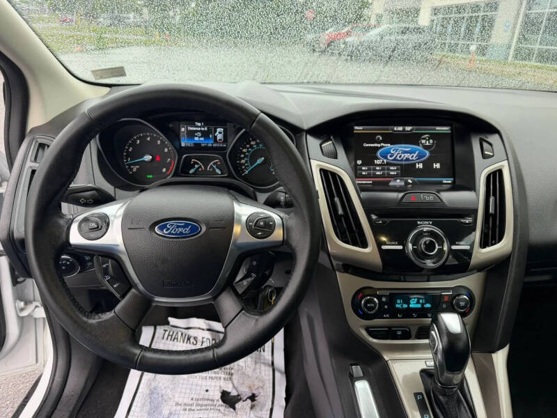 2012 Ford Focus SEL