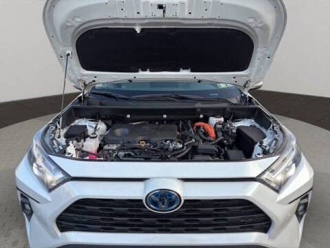 2024 Toyota RAV4 Hybrid XLE Premium