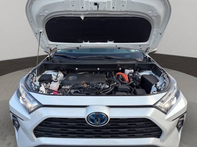 2024 Toyota RAV4 Hybrid XLE Premium