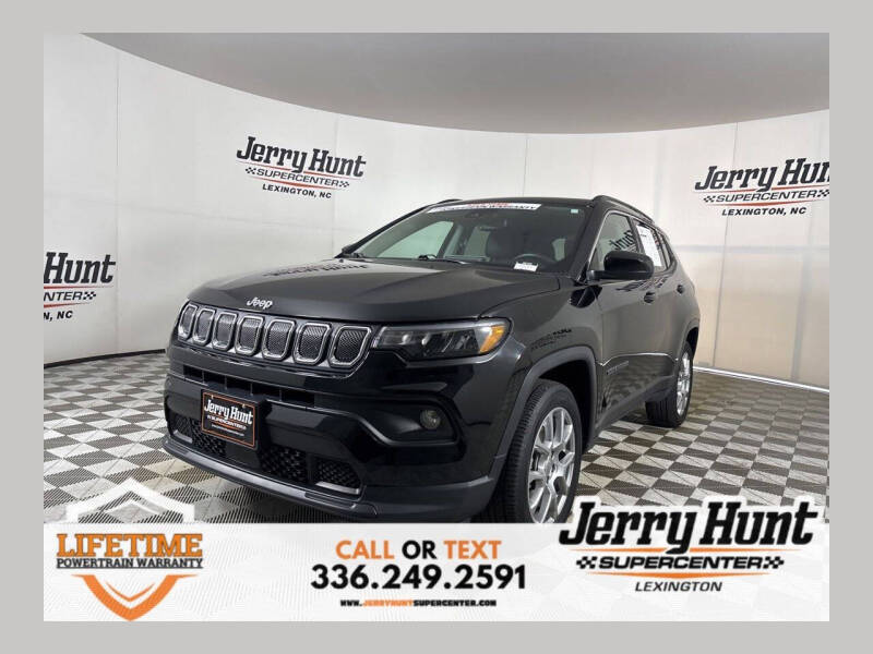 2022 Jeep Compass Latitude Lux