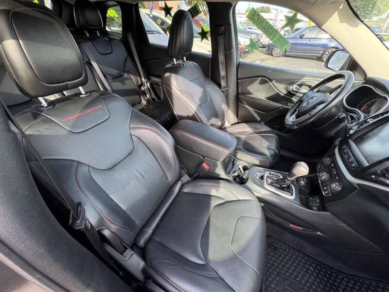 2016 Jeep Cherokee Trailhawk