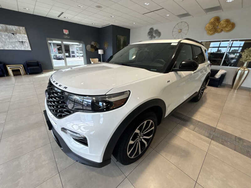 2022 Ford Explorer ST-Line