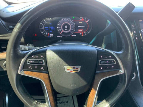 2016 Cadillac Escalade Luxury Collection