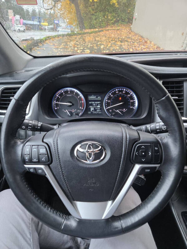 2014 Toyota Highlander LE Plus