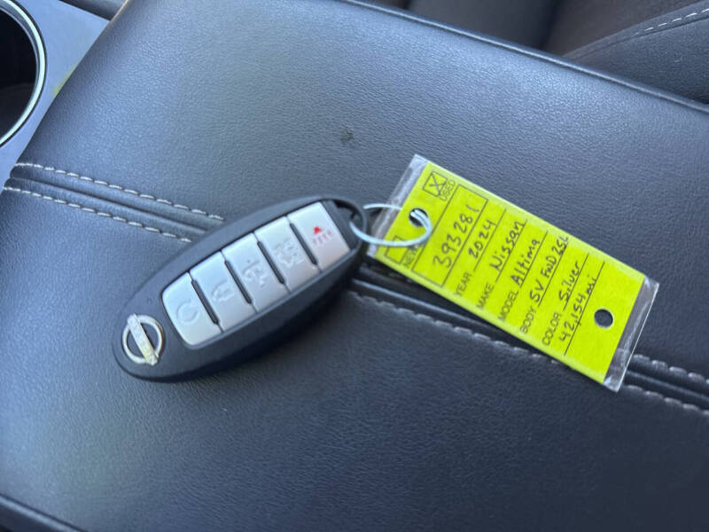 2024 Nissan Altima 2.5 SV