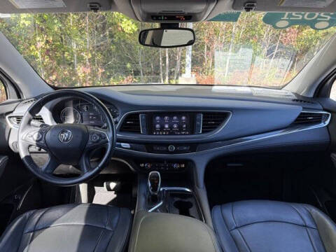 2021 Buick Enclave Essence