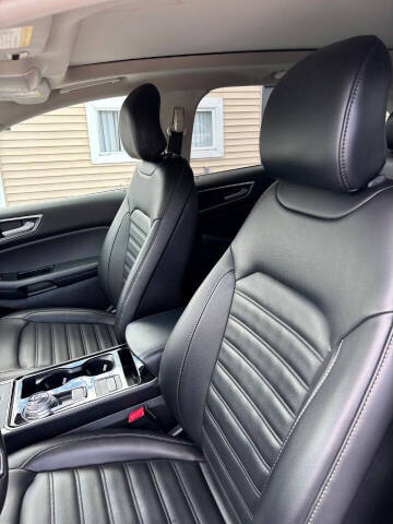 2019 Ford Edge SEL