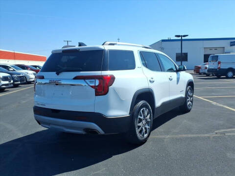 2022 GMC Acadia SLE
