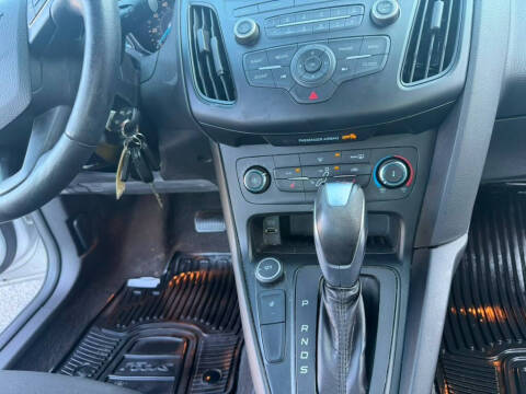 2015 Ford Focus SE