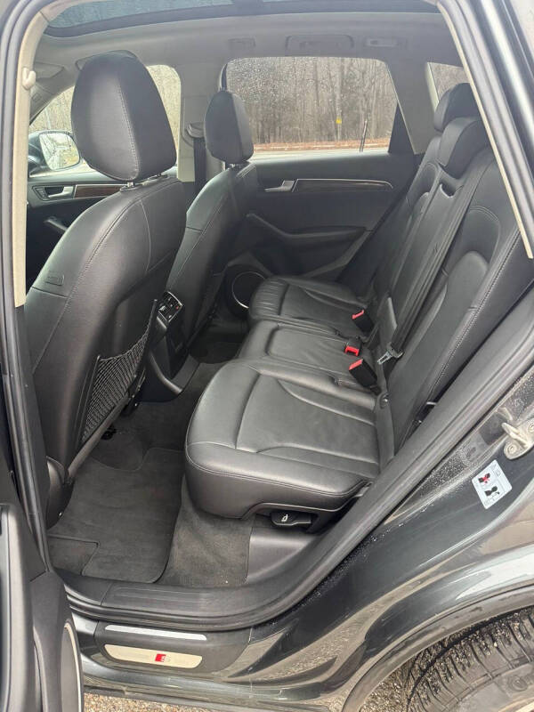 2012 Audi Q5 3.2 quattro Premium Plus