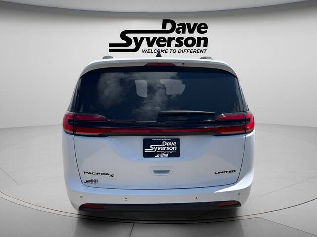 2025 Chrysler Pacifica Limited