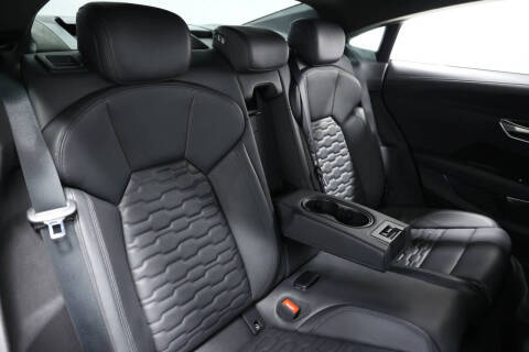 2022 Audi RS e-tron GT quattro