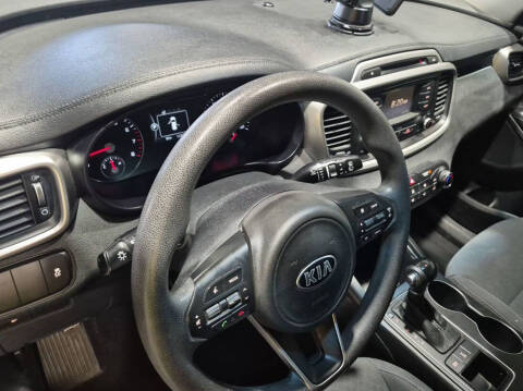 2017 Kia Sorento LX V6