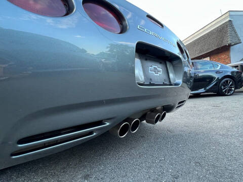 2004 Chevrolet Corvette