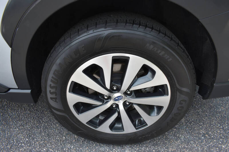 2023 Subaru Outback Premium