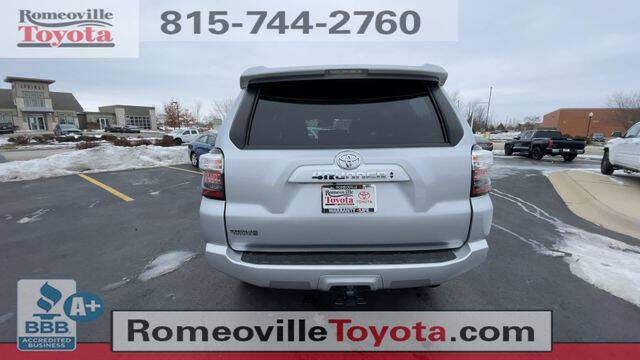 2024 Toyota 4Runner SR5