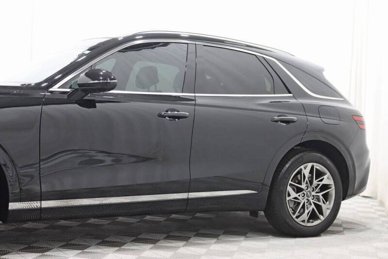 2024 Genesis GV70 2.5T Standard