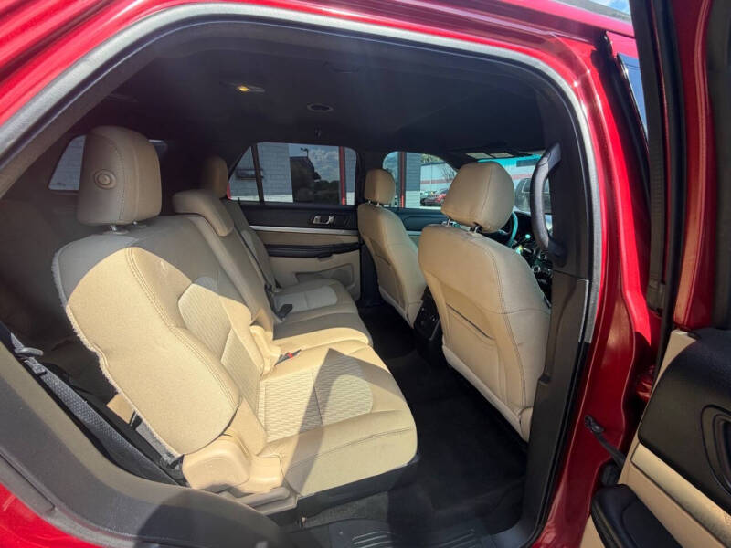 2017 Ford Explorer