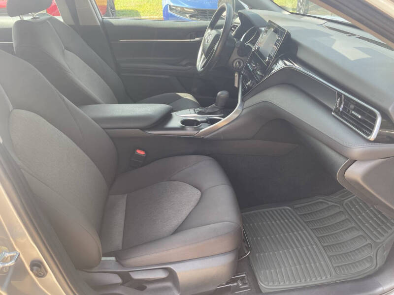 2024 Toyota Camry LE