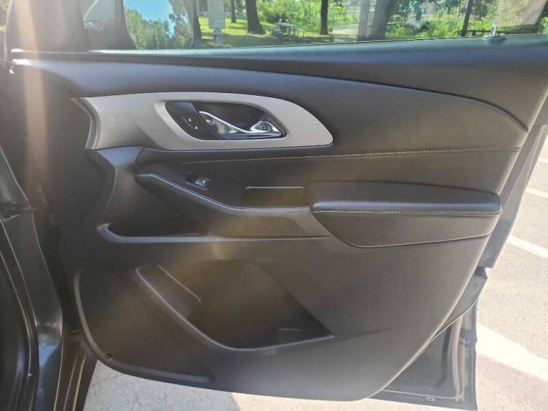2019 Chevrolet Traverse LT Cloth