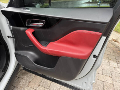 2018 Jaguar F-PACE S