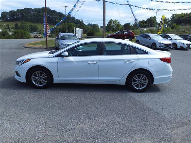 2016 Hyundai SONATA for sale at Auto Energy in Lebanon, VA