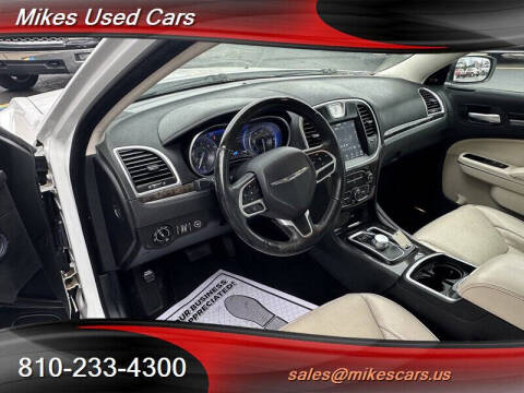 2018 Chrysler 300 Limited