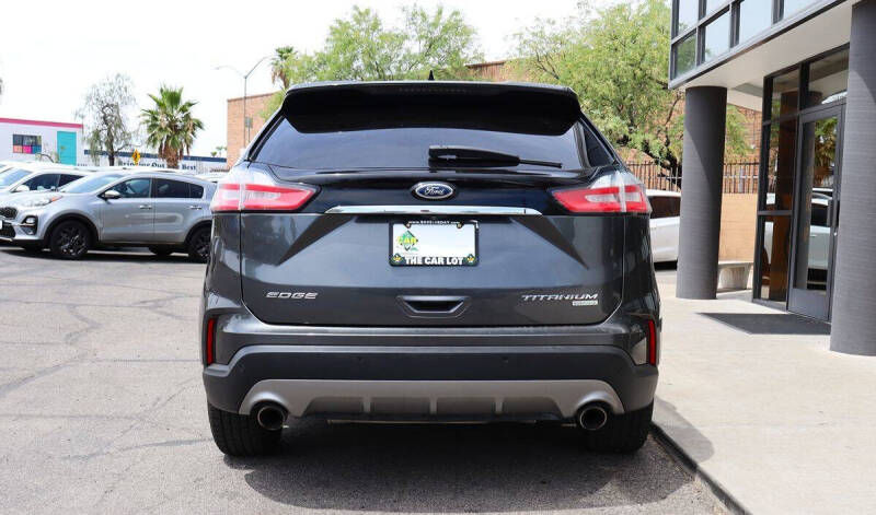 2020 Ford Edge Titanium