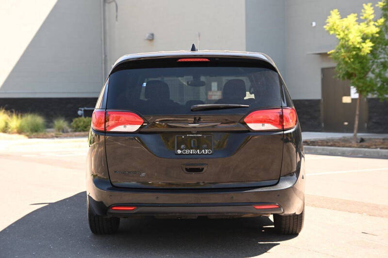 2018 Chrysler Pacifica Touring Plus