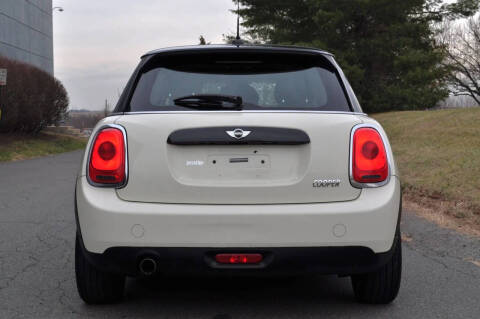 2016 MINI Hardtop 4 Door Cooper