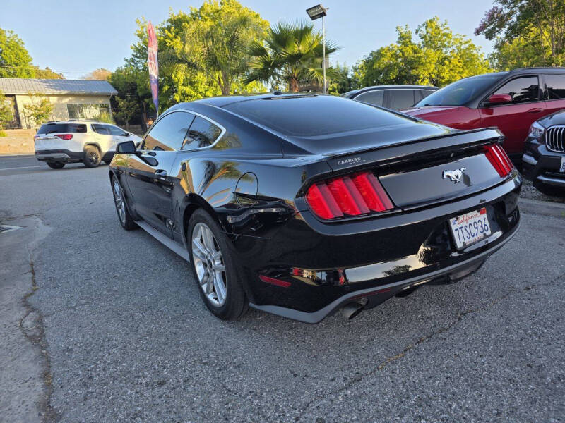 2016 Ford Mustang EcoBoost Premium