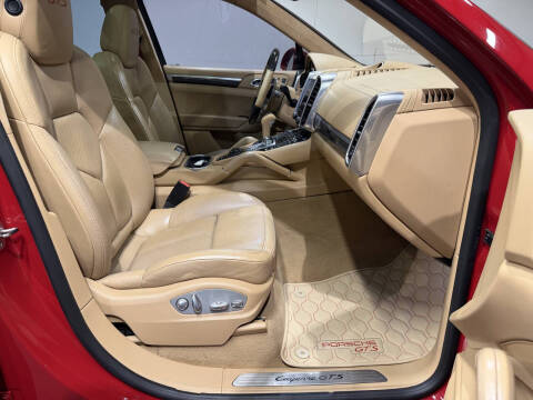 2017 Porsche Cayenne GTS