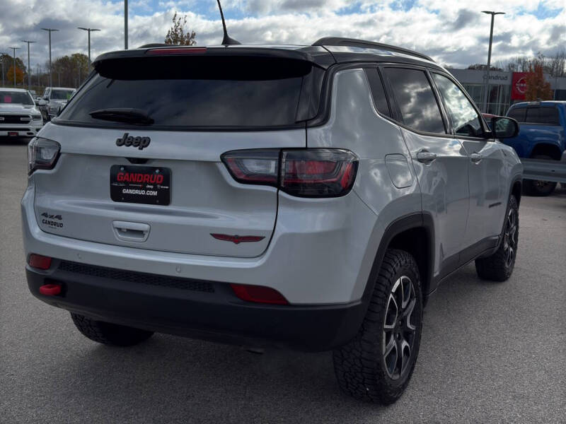 2024 Jeep Compass Trailhawk