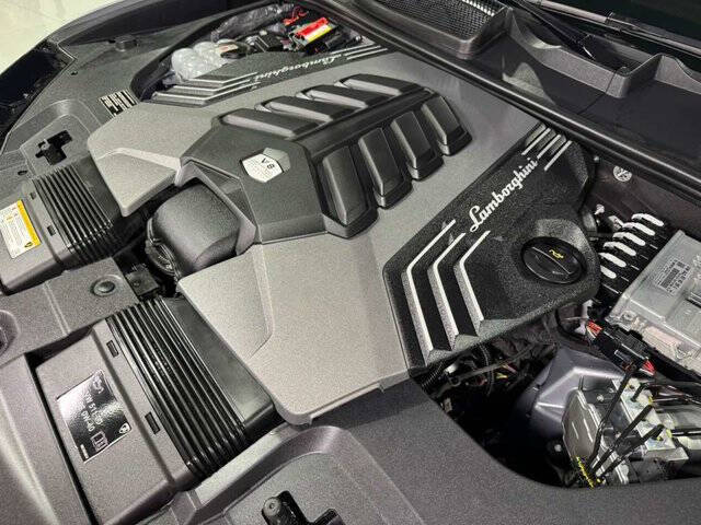 2022 Lamborghini Urus