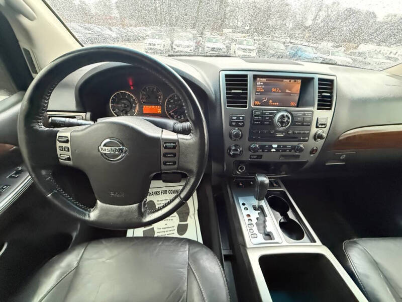 2010 Nissan Armada Platinum