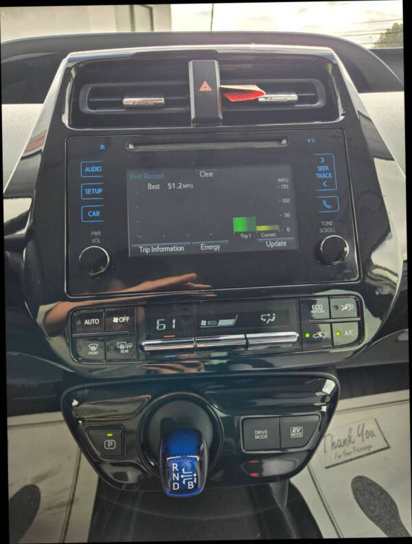 2019 Toyota Prius LE AWD-e