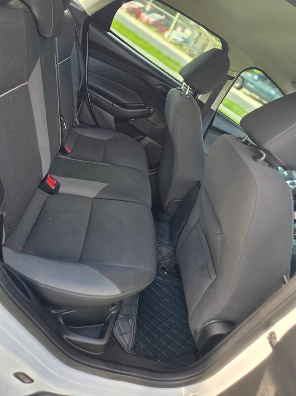 2012 Ford Focus SE